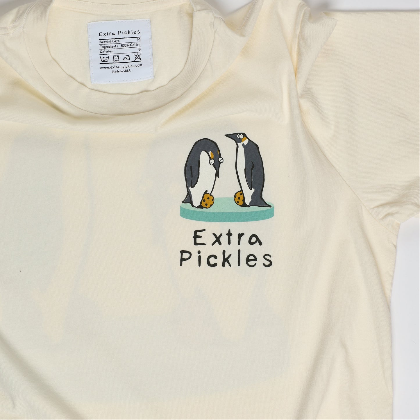 Penguins Tee | Creme